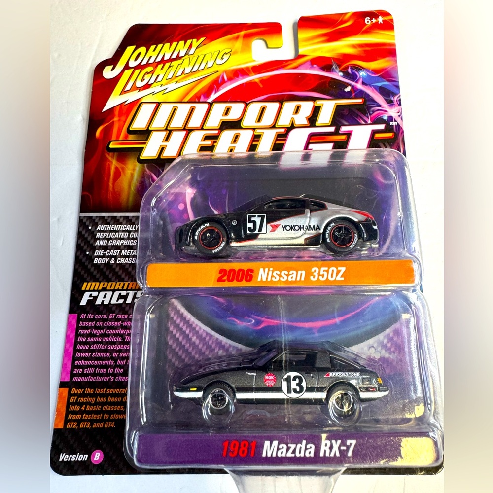 Johnny Lightning  Import Heat GT 2006 NISSAN 350z & 1981 MAZDA RX-7